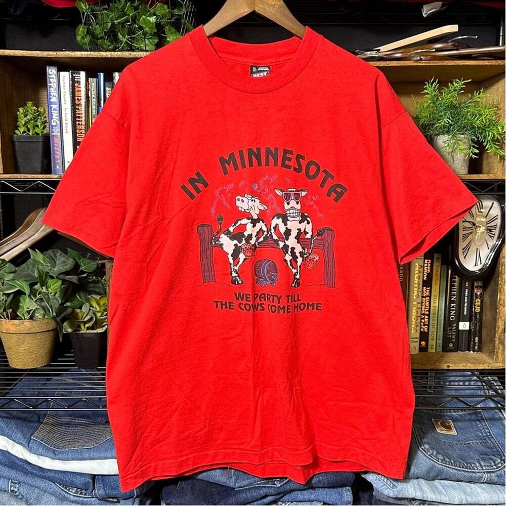 Vintage 80s Single Stitch Funny Cows Joke Tee Men XL Minnesota Red Cartoon Shirt